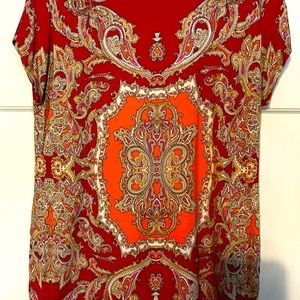 Vibrant colors top  Chicos size 1. Vibrant pinks & soft  tangerine accent.